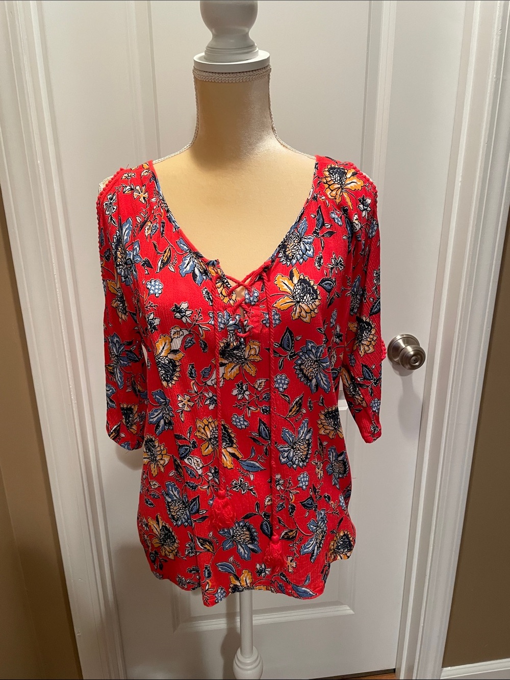 Democracy Red Floral V-Neck Tie-Front Tunic